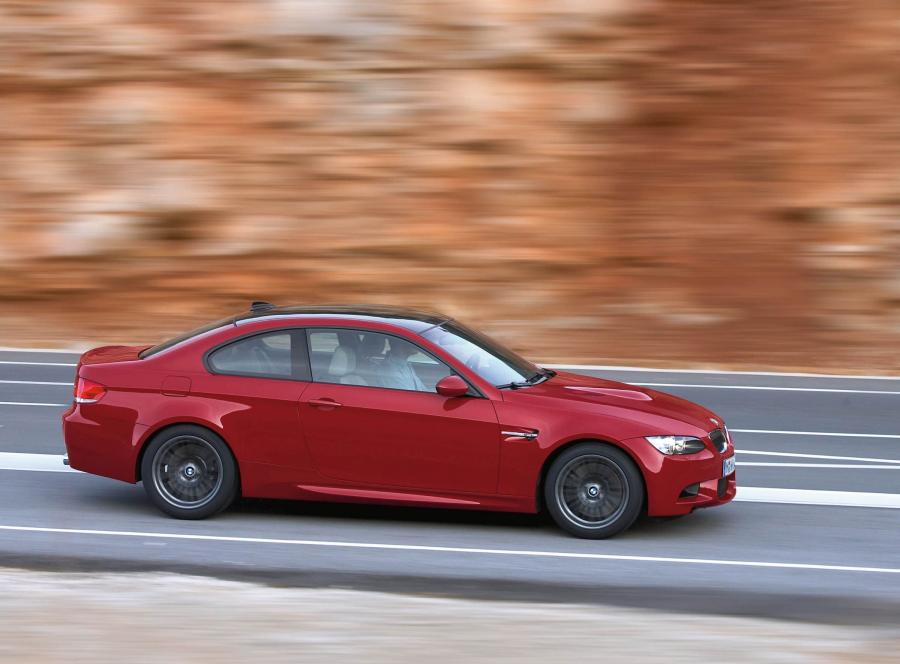  BMW M3 2008 года  (фото 47 из 219)